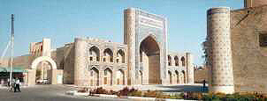 mdersa d'Abdullah Khan